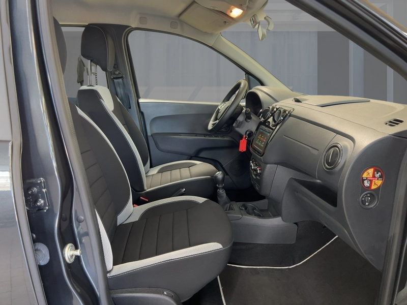 Dacia Lodgy Stepway Selection Blue dCi 115 7-Sitzer SHZ — photo 8