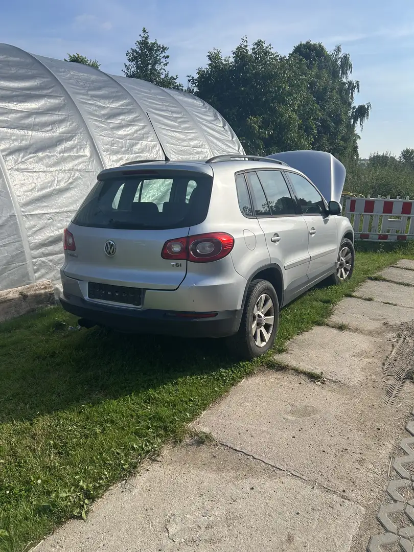 Volkswagen Tiguan 1.4 TSI 4Motion Track & Field Plateado - 2