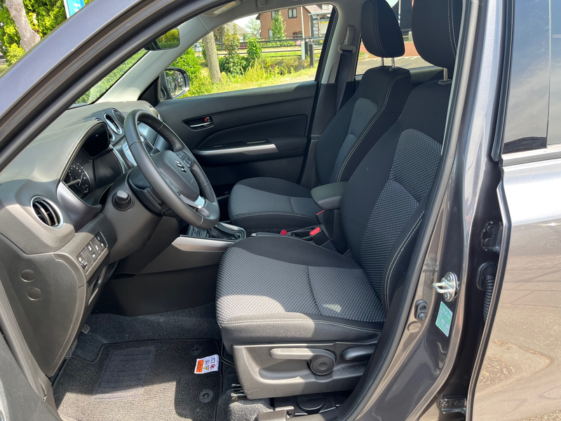Suzuki Vitara 1.4 Boosterjet Smart Hybrid Select AUTOMAAT // 10 — photo 13