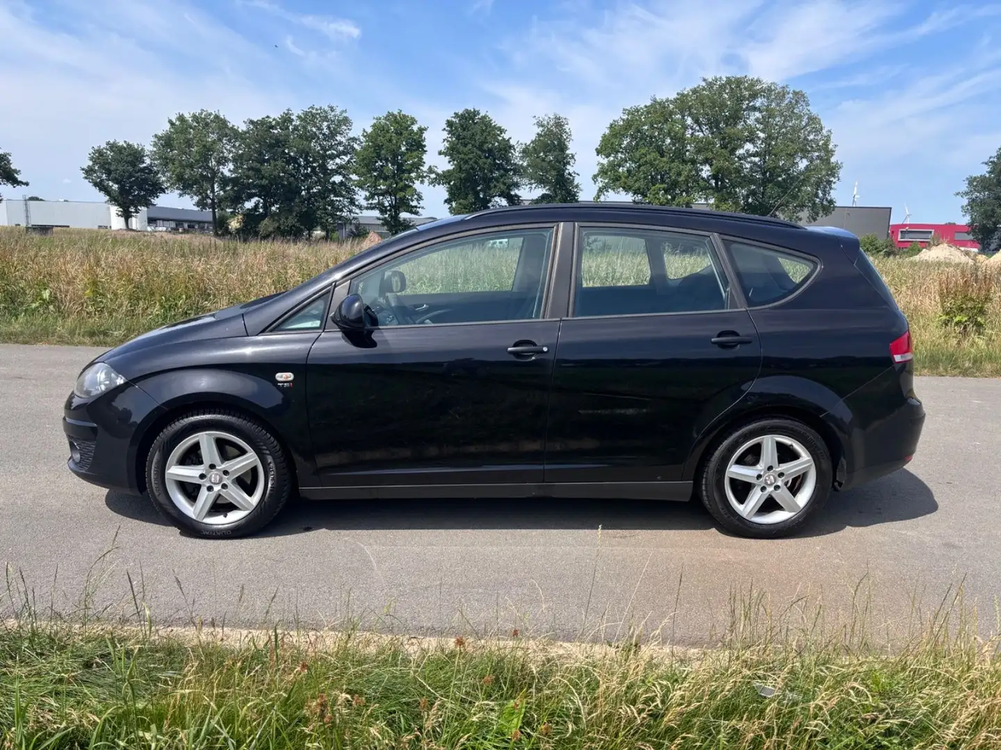 SEAT Altea XL1.2 TSI  Reference Ecomotive-Eu5-Alu AHK Zwart - 2