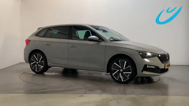 Skoda Scala 1.0 TSI Sport Business Parkeersensoren Stoelverwar