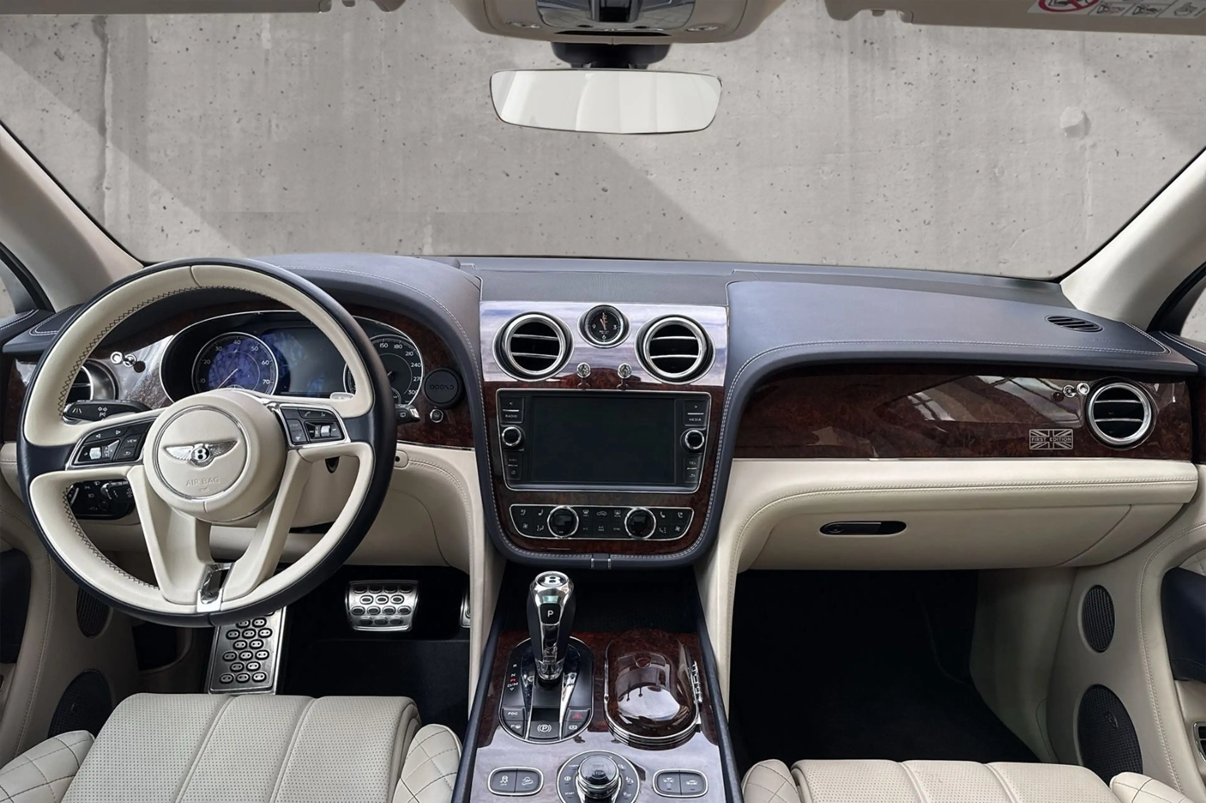 Bentley Bentayga W12*First Edition*Dt. Auto*Naim*Mulline — photo 14