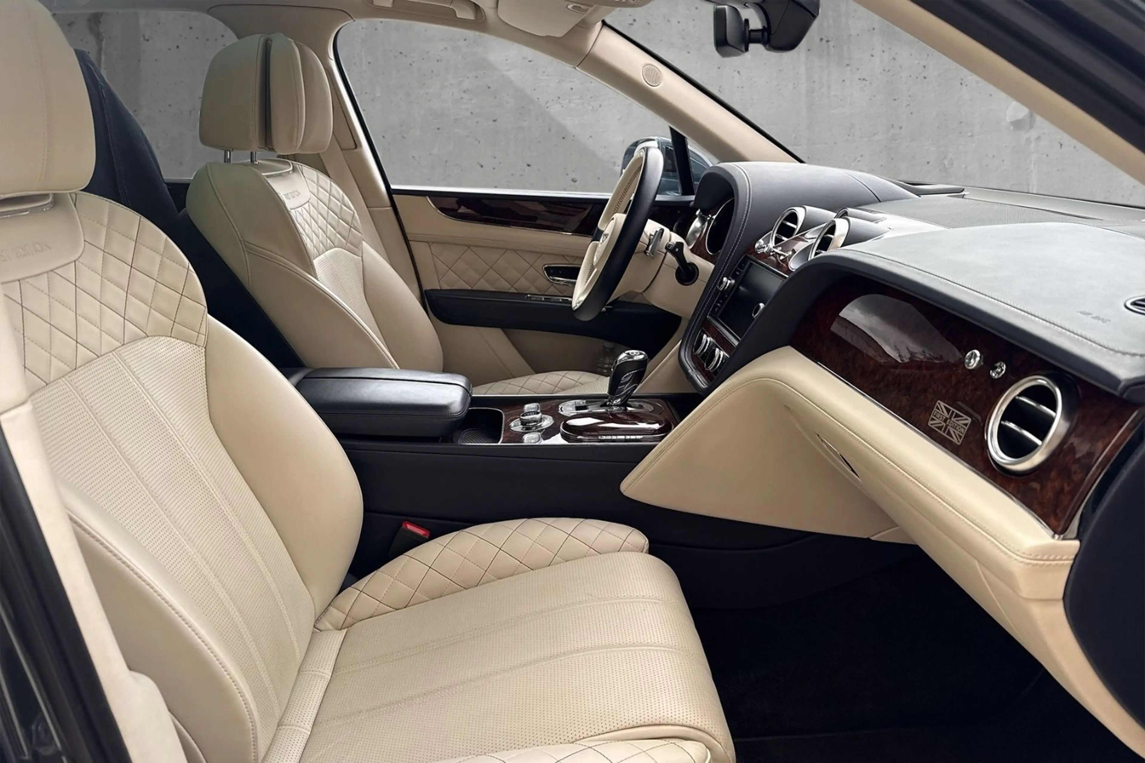 Bentley Bentayga W12*First Edition*Dt. Auto*Naim*Mulline — photo 13