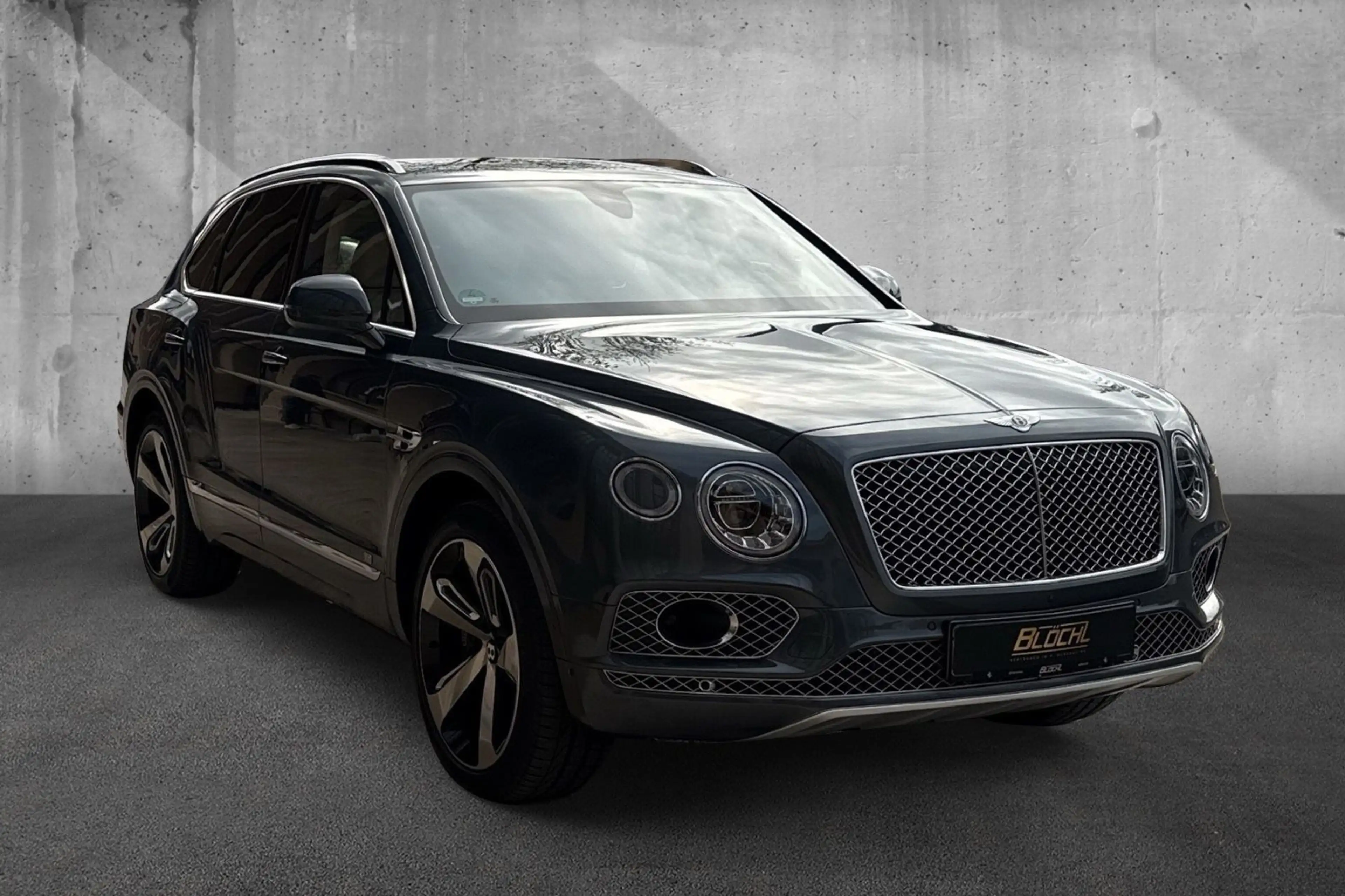 Bentley Bentayga W12*First Edition*Dt. Auto*Naim*Mulline — photo 7