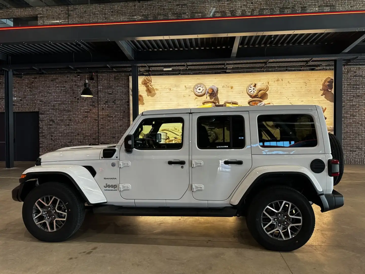 Jeep Wrangler Unlimited 2.0 4xe Sahara 8ATX 280KW Blanco - 1