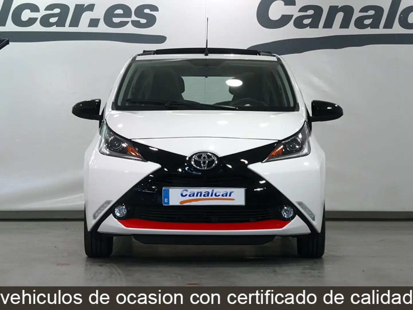 Toyota Aygo 1.0 VVT-i x-sky Blanco - 2