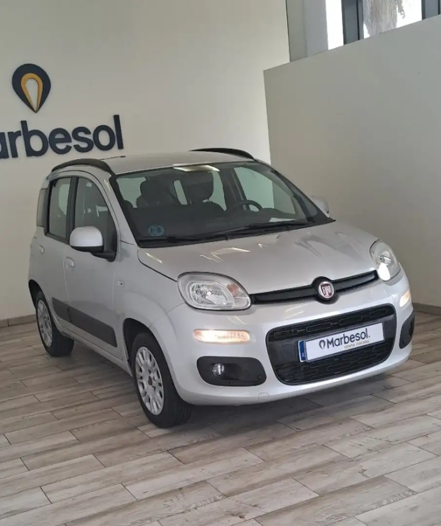 Fiat Panda 1.2 Lounge Plateado - 2