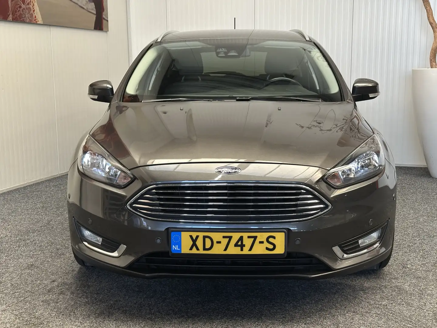 Ford Focus WAGON 1.0 TITANIUM NAVIGATIE CRUISE CONTROL STOEL Gris - 2