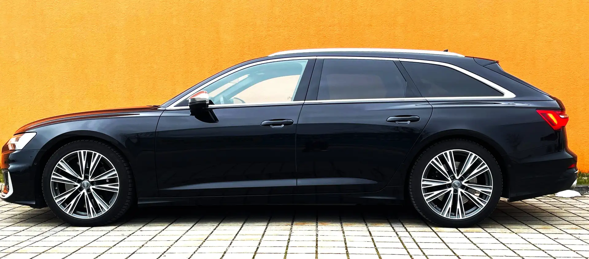 Audi S6 TDI 8-fach bereift HD-Matrix 360° HUD RS-Sitze Schwarz - 1