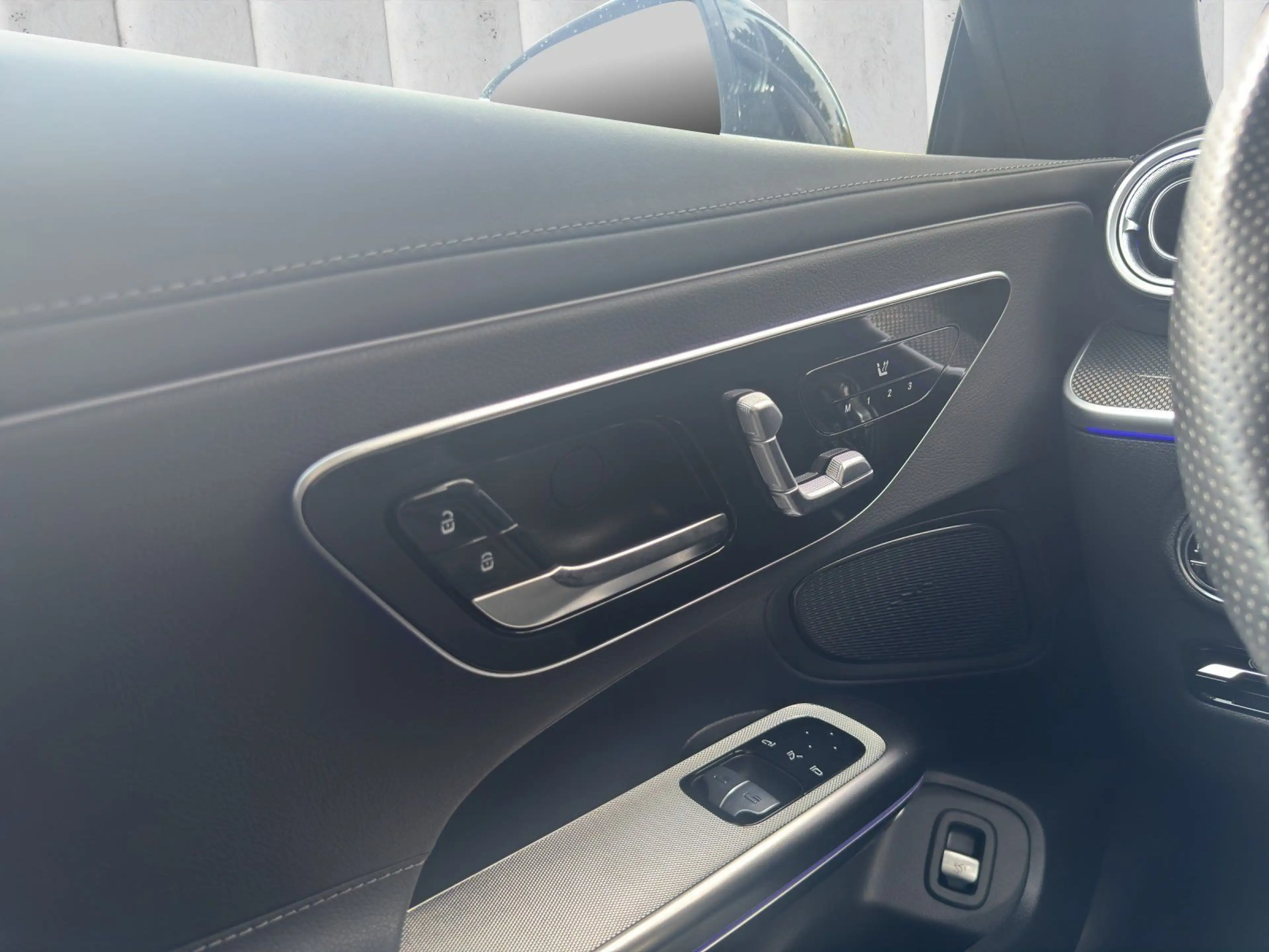 Mercedes-Benz CLE 200 AMG Night-Paket Panorama LED Memory Totw — photo 12