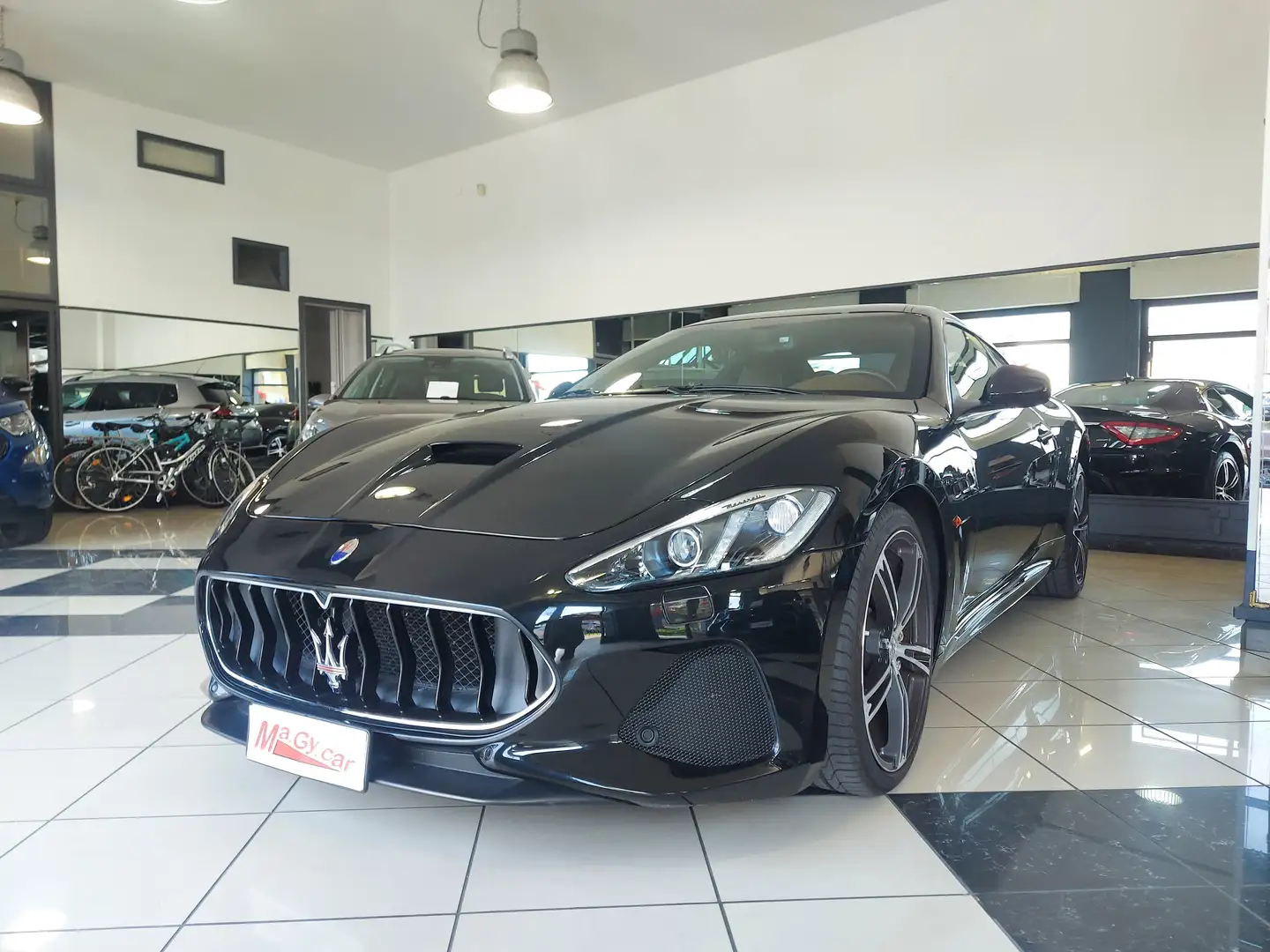 Maserati GranTurismo 4.7 V8 MC Noir - 1