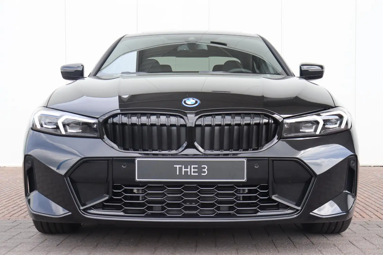BMW 330 3 Serie 330e xDrive | M Sportpakket | M Sportpakke Zwart - 2