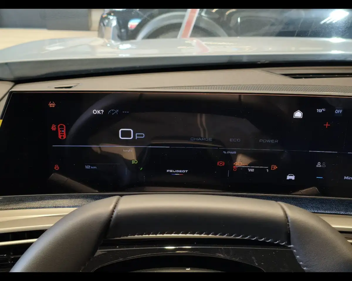 Peugeot 5008 1.2 Hybrid Allure 25