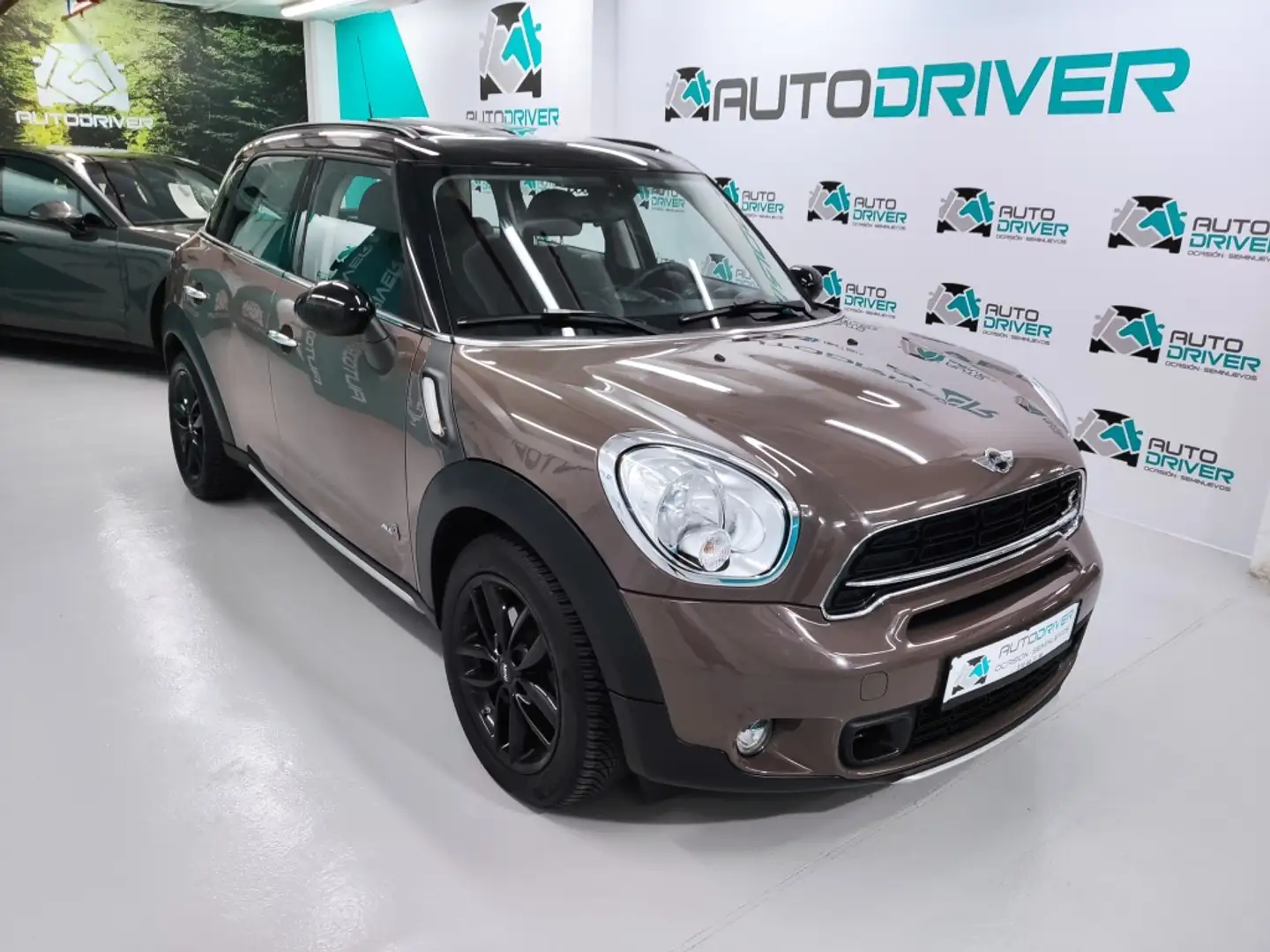 MINI Cooper Countryman SD ALL4 Marrón - 1