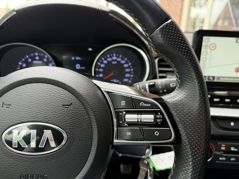 Kia Ceed SW / cee'd SW Sportswagon 1.0 T-GDi GT-Line Ed TREKHAAK / CAMERA — photo 30