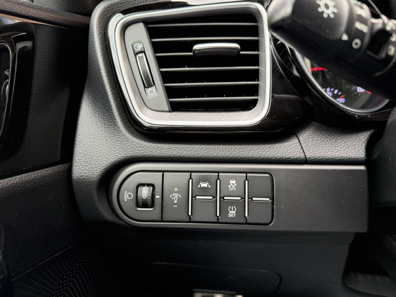 Kia Ceed SW / cee'd SW Sportswagon 1.0 T-GDi GT-Line Ed TREKHAAK / CAMERA — photo 34