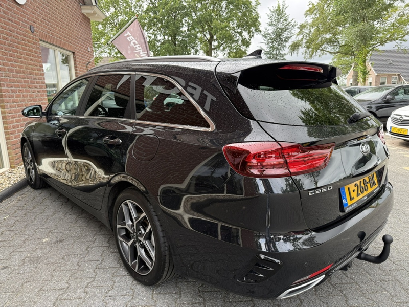 Kia Ceed SW / cee'd SW Sportswagon 1.0 T-GDi GT-Line Ed TREKHAAK / CAMERA — photo 40