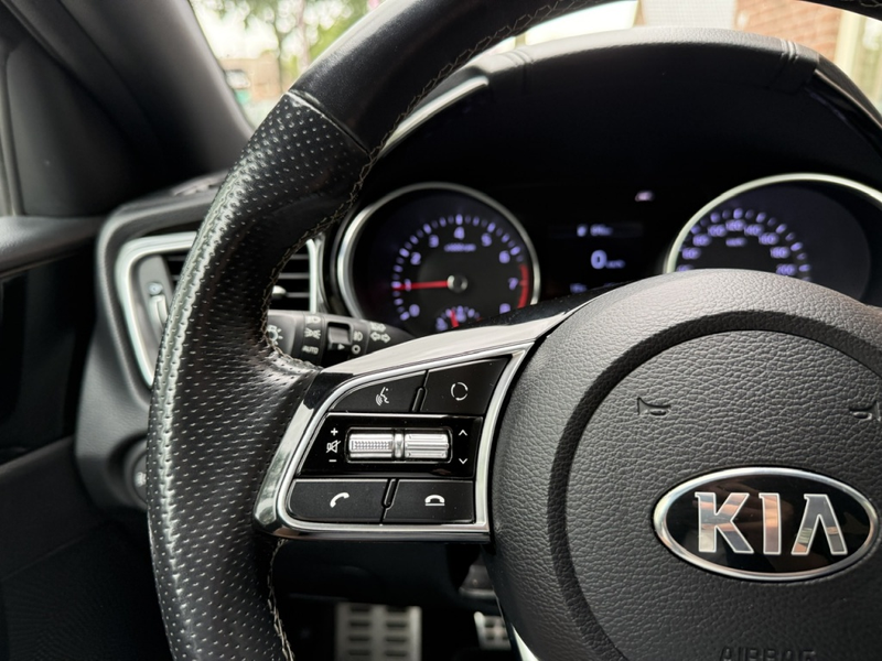 Kia Ceed SW / cee'd SW Sportswagon 1.0 T-GDi GT-Line Ed TREKHAAK / CAMERA — photo 31
