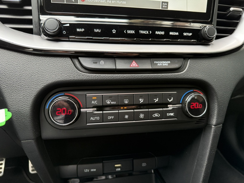Kia Ceed SW / cee'd SW Sportswagon 1.0 T-GDi GT-Line Ed TREKHAAK / CAMERA — photo 25