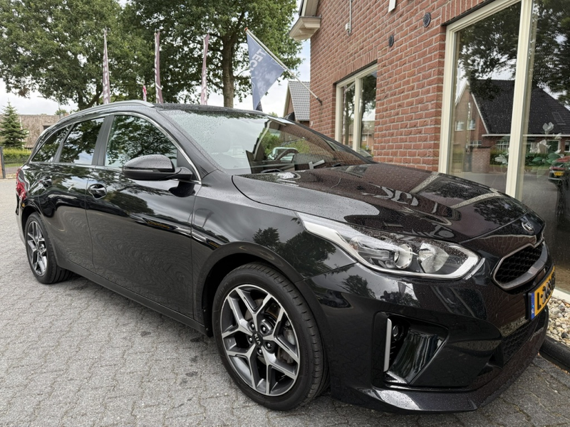 Kia Ceed SW / cee'd SW Sportswagon 1.0 T-GDi GT-Line Ed TREKHAAK / CAMERA — photo 39