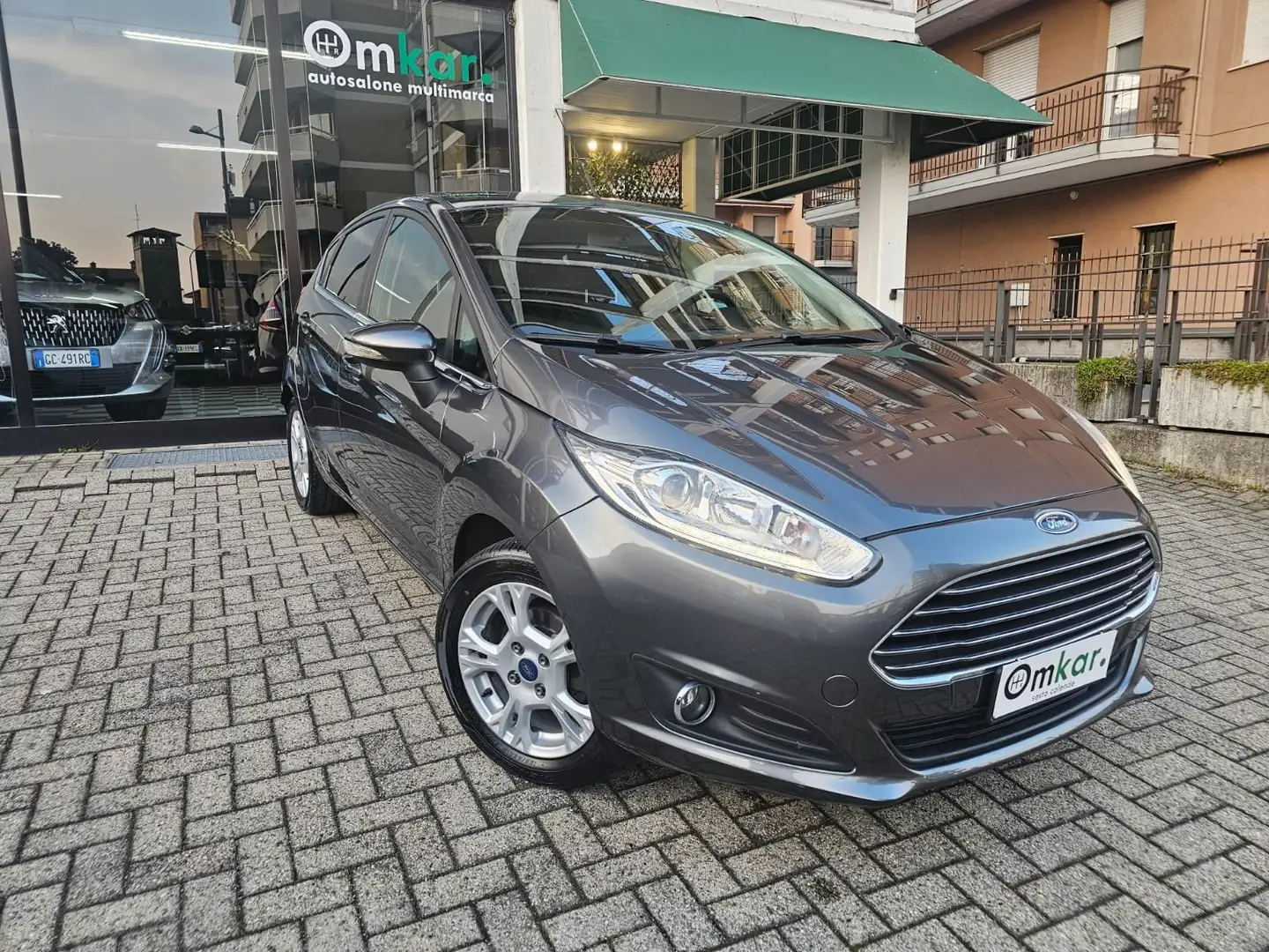 Ford Fiesta Fiesta 5p 1.0 Titanium 80cv E6 Grigio - 2