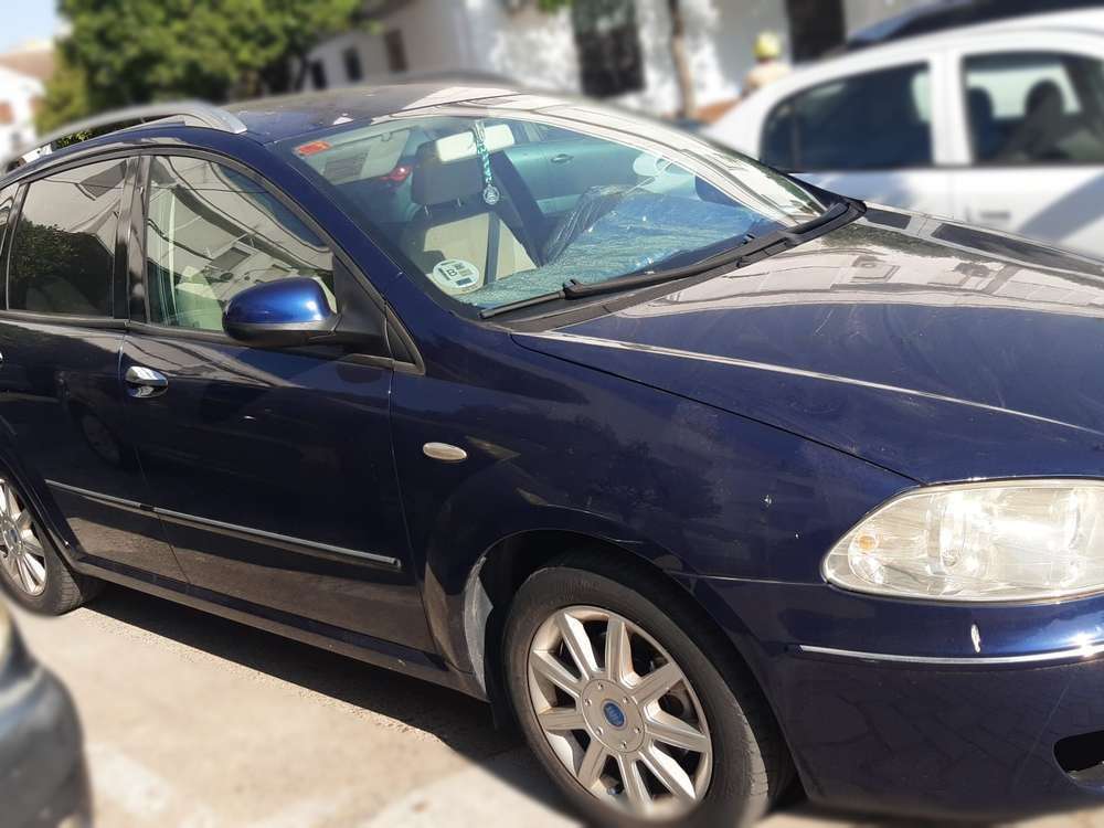 Fiat Croma 1.9 16v Multijet Emotion - foto 1