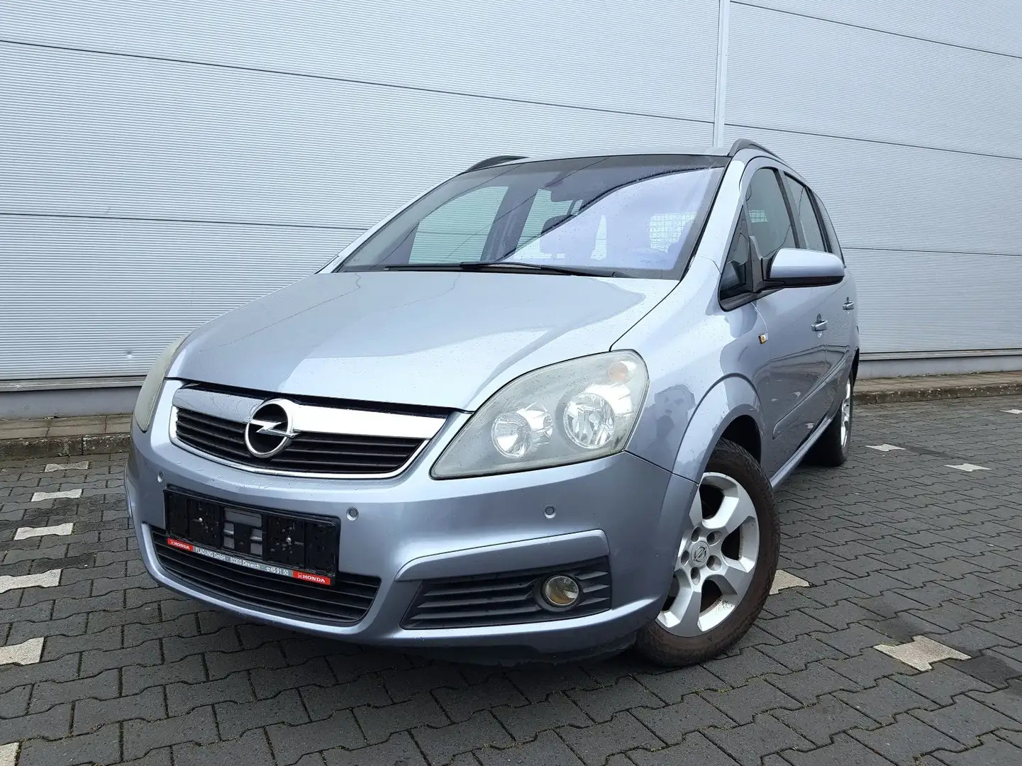 Opel Zafira B Edition Silber - 2