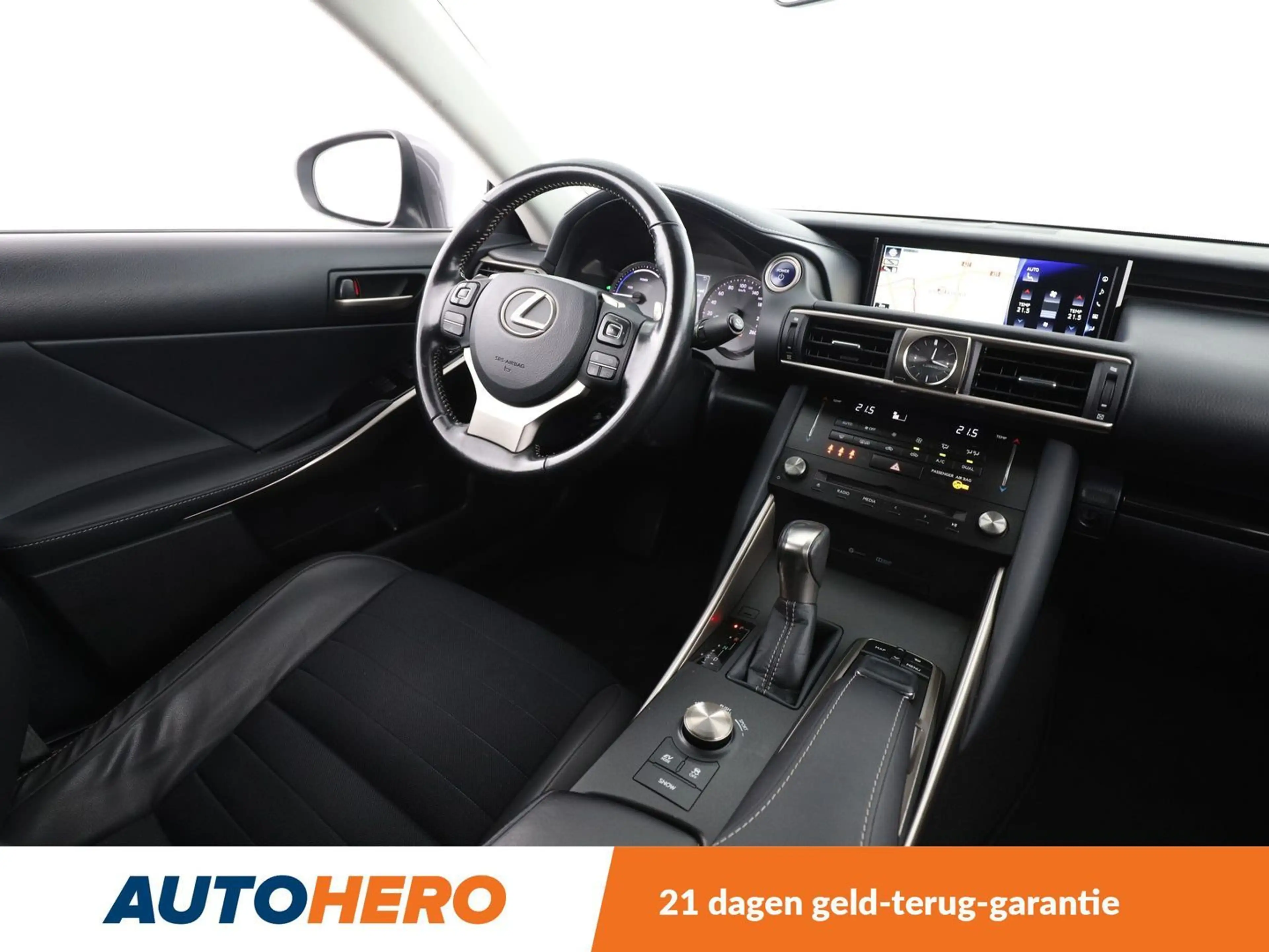 Lexus IS 300 IS 300h Business — photo 13