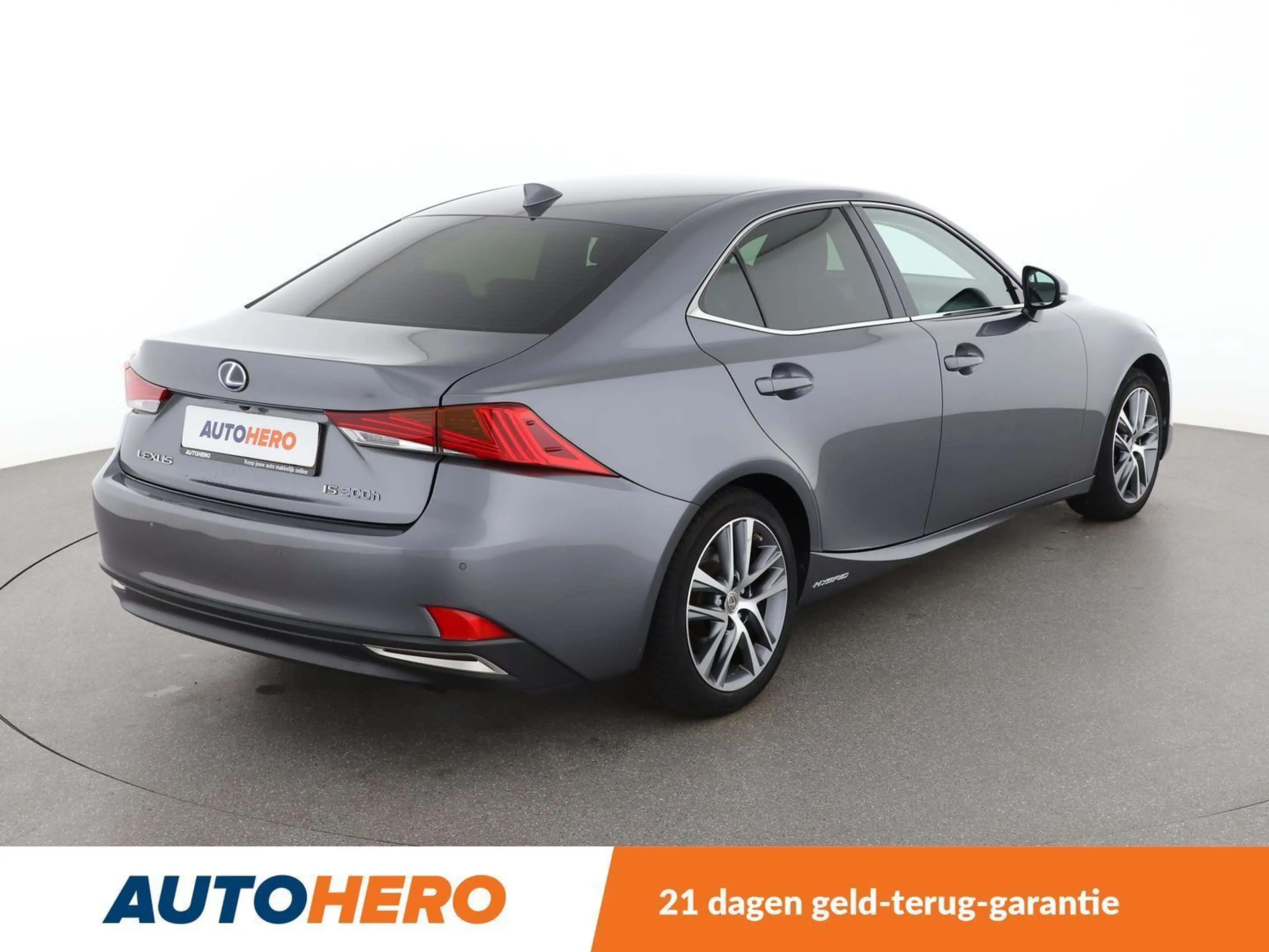 Lexus IS 300 IS 300h Business — photo 6