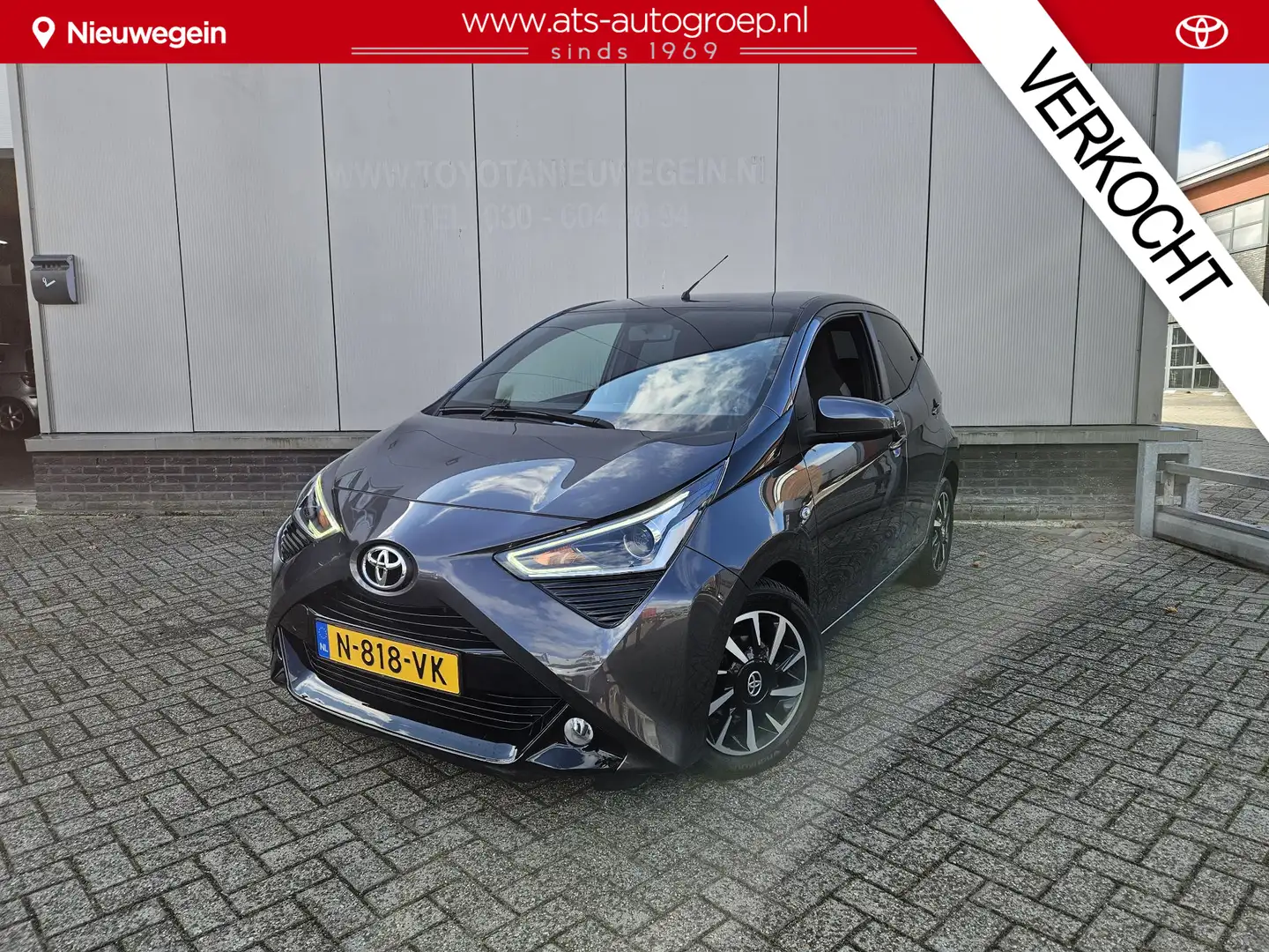 Toyota Aygo 1.0 VVT-i x-cite ultimate | Apple Carplay/Android Gris - 1