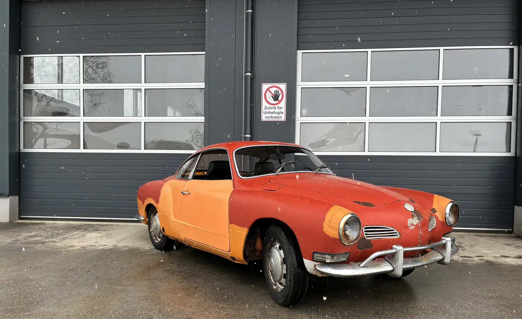 Volkswagen Karmann Ghia Orange - 1