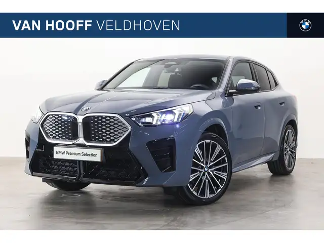 BMW iX2 xDrive30 M Sport / Sportstoelen / Comfort Access /