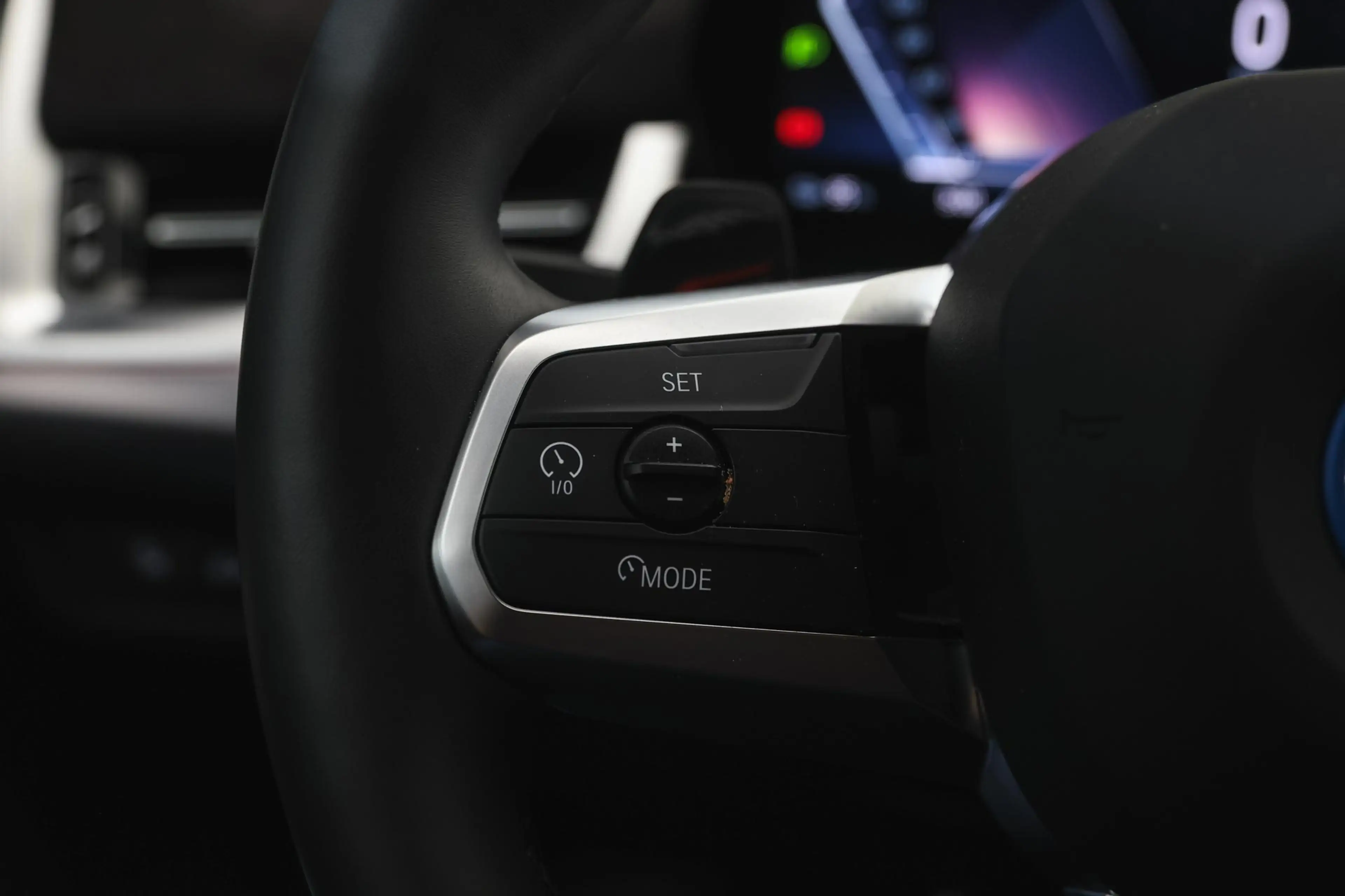 BMW iX2 xDrive30 M Sport / Sportstoelen / Comfort Access / — photo 12