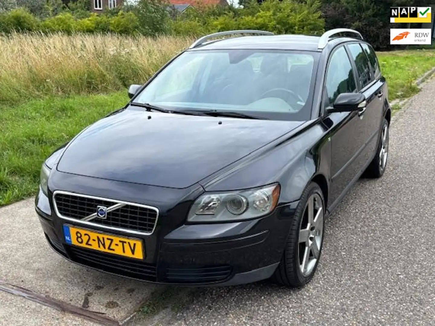 Volvo V50 2.4 Elan ECC Audio/CD Leder/stof LMV 18" Cruisecon Negru - 1