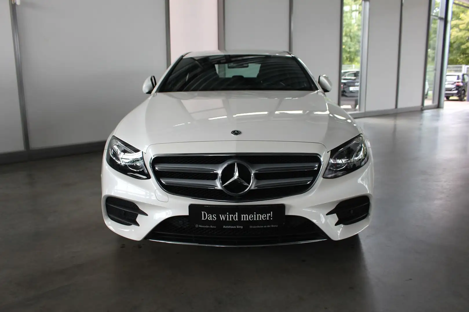 Mercedes-Benz E 200 AMG COMAND Multibeam LED Kamera Ambiente Weiß - 2