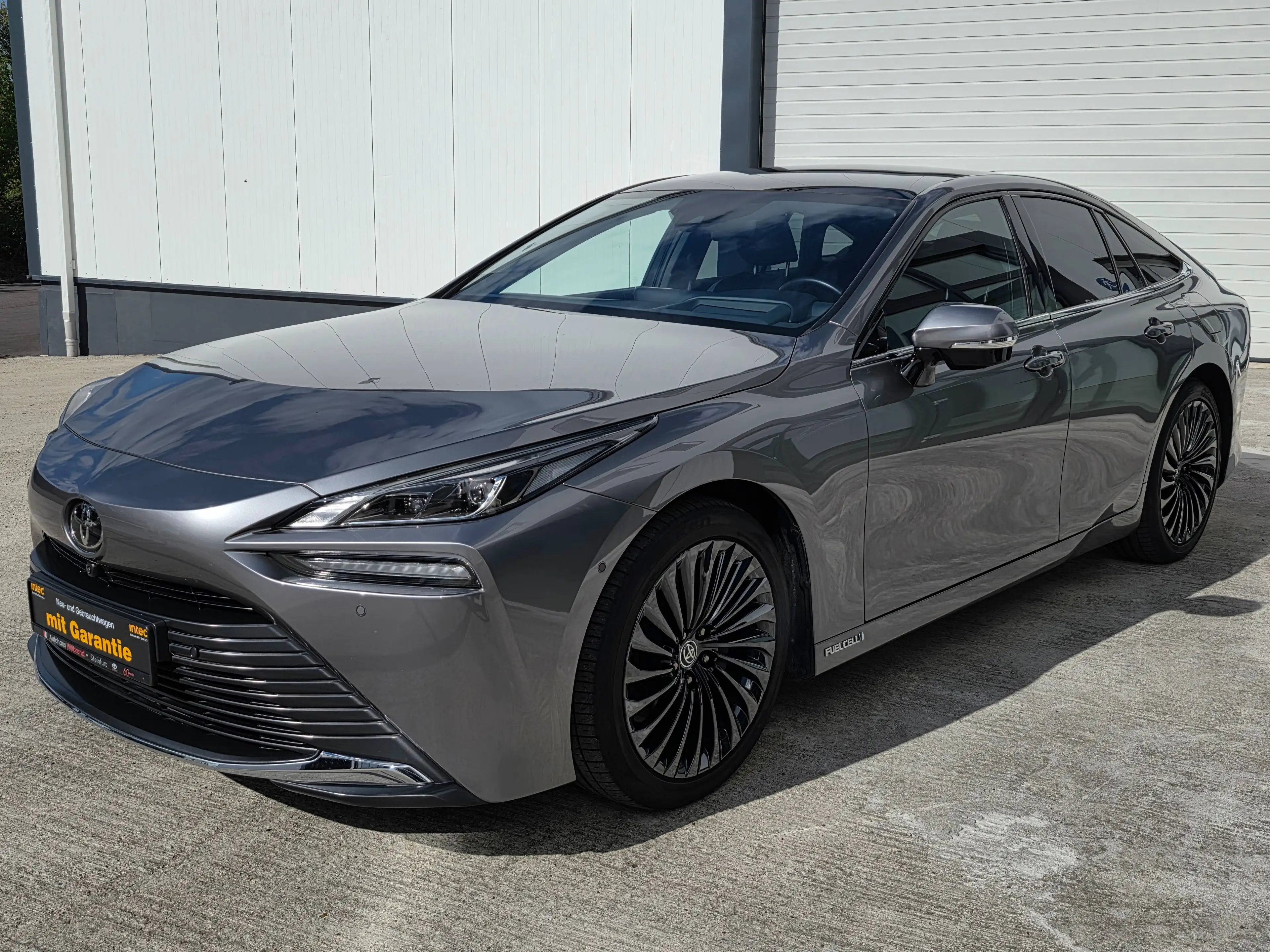 Toyota Mirai Mirai Advanced Toyota Relax-Garantie bis 2038 möglich — photo 4