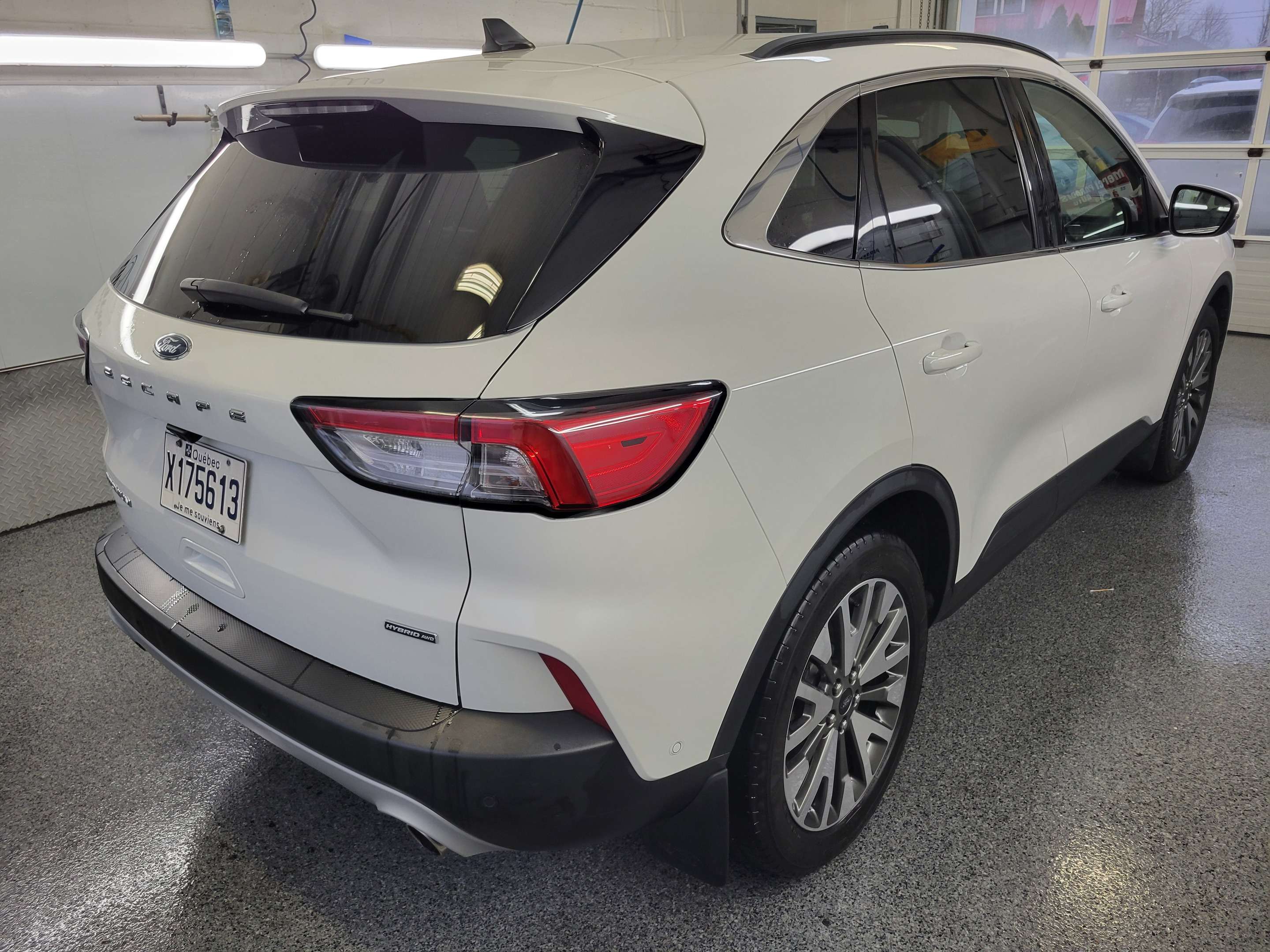 2020 Ford Escape Hybrid