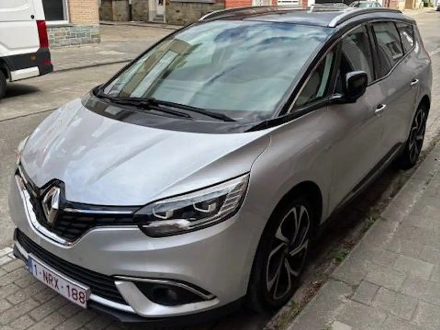 Renault Grand Scenic Grand Scenic ENERGY TCe 140 LIMITED Argent - 1