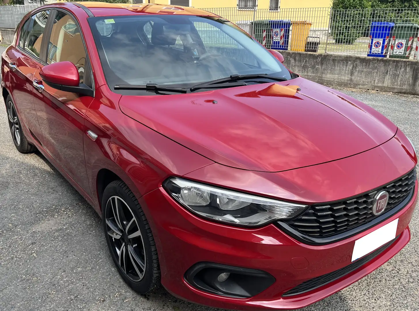 Fiat Tipo 1.4 120cv 5 porte GPL Rosso - 2