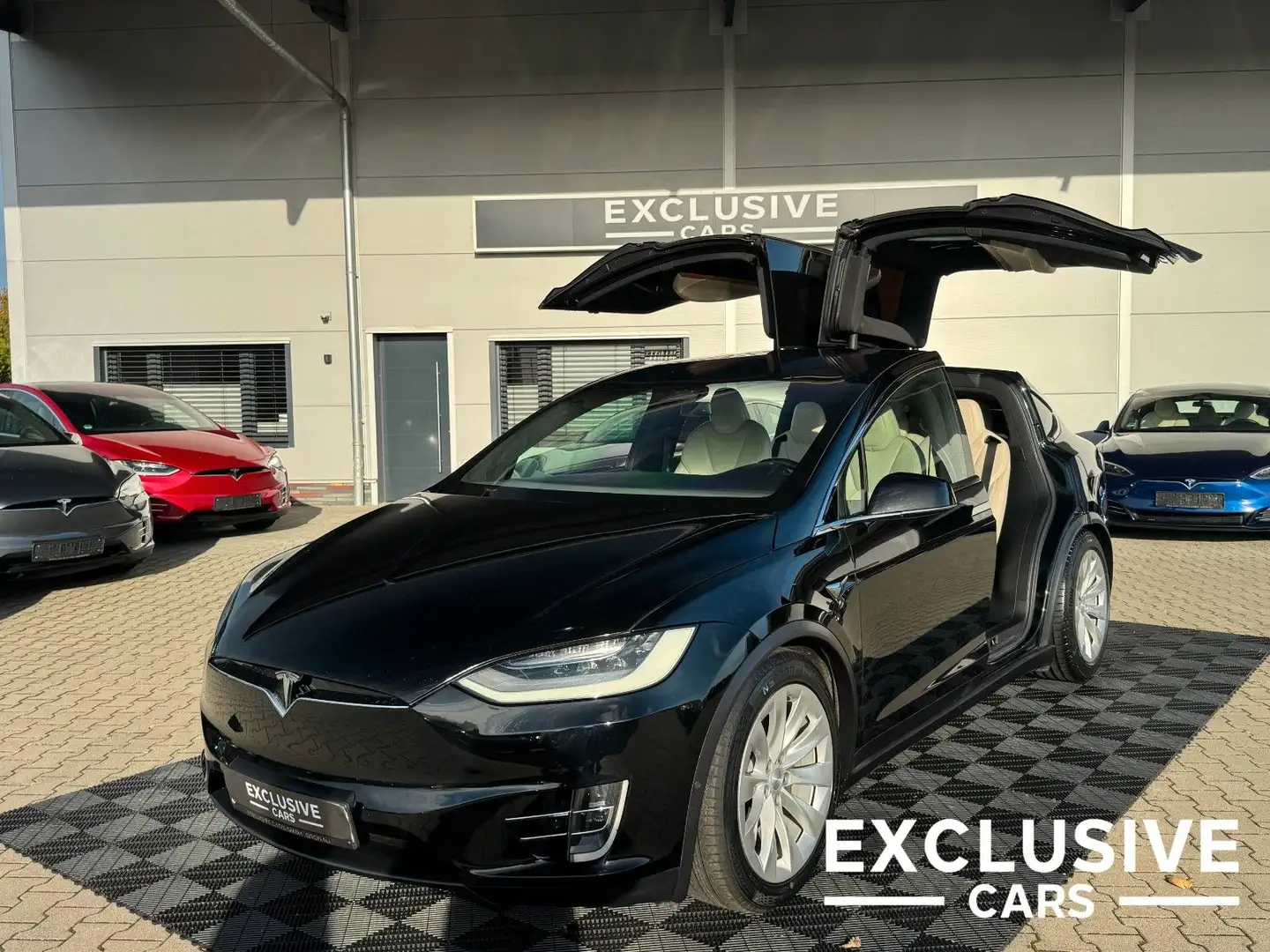 Tesla Model X MODEL X LONG RAVEN | 6 SEATER | MCU2 | HEPA | Schwarz - 1