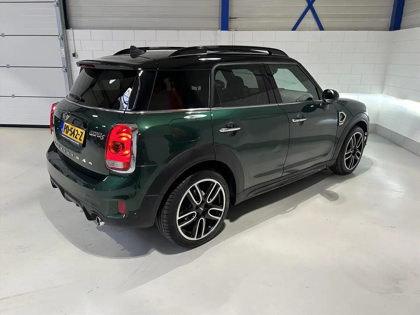 MINI John Cooper Works Countryman Mini (f60) S JCW 2.0T 192pk AUT. Pano, Camera Grün - 2