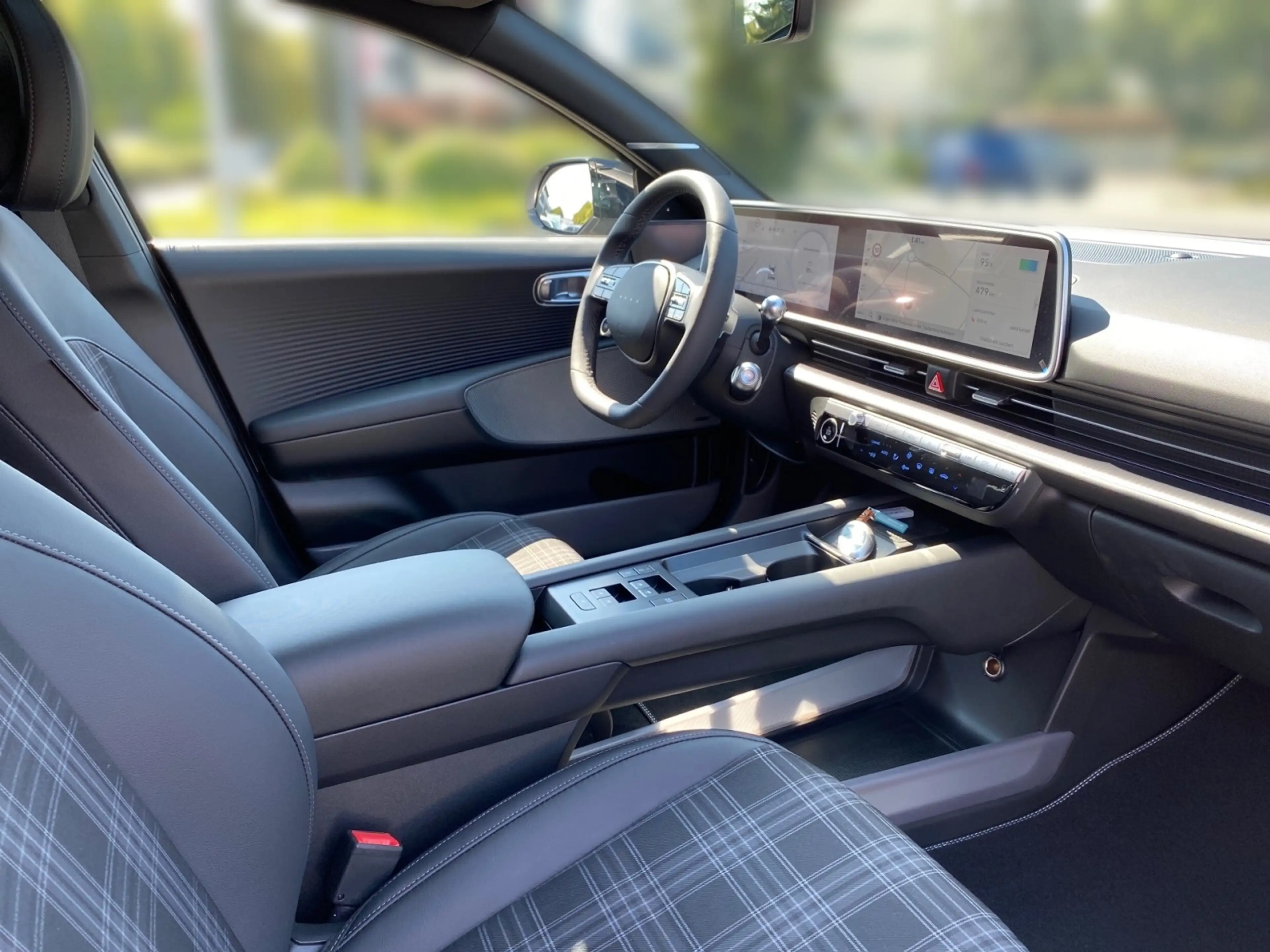 Hyundai IONIQ 6 IONIQ 6 First Edition TECHNIQ+Matrix+Head-up+20" — photo 14