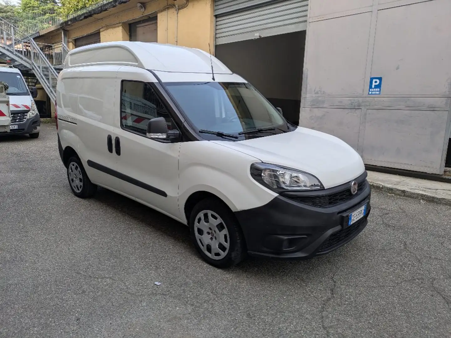 Fiat DOBLO  1.4 T-jet  lounge 3posti tetto alto Weiß - 2