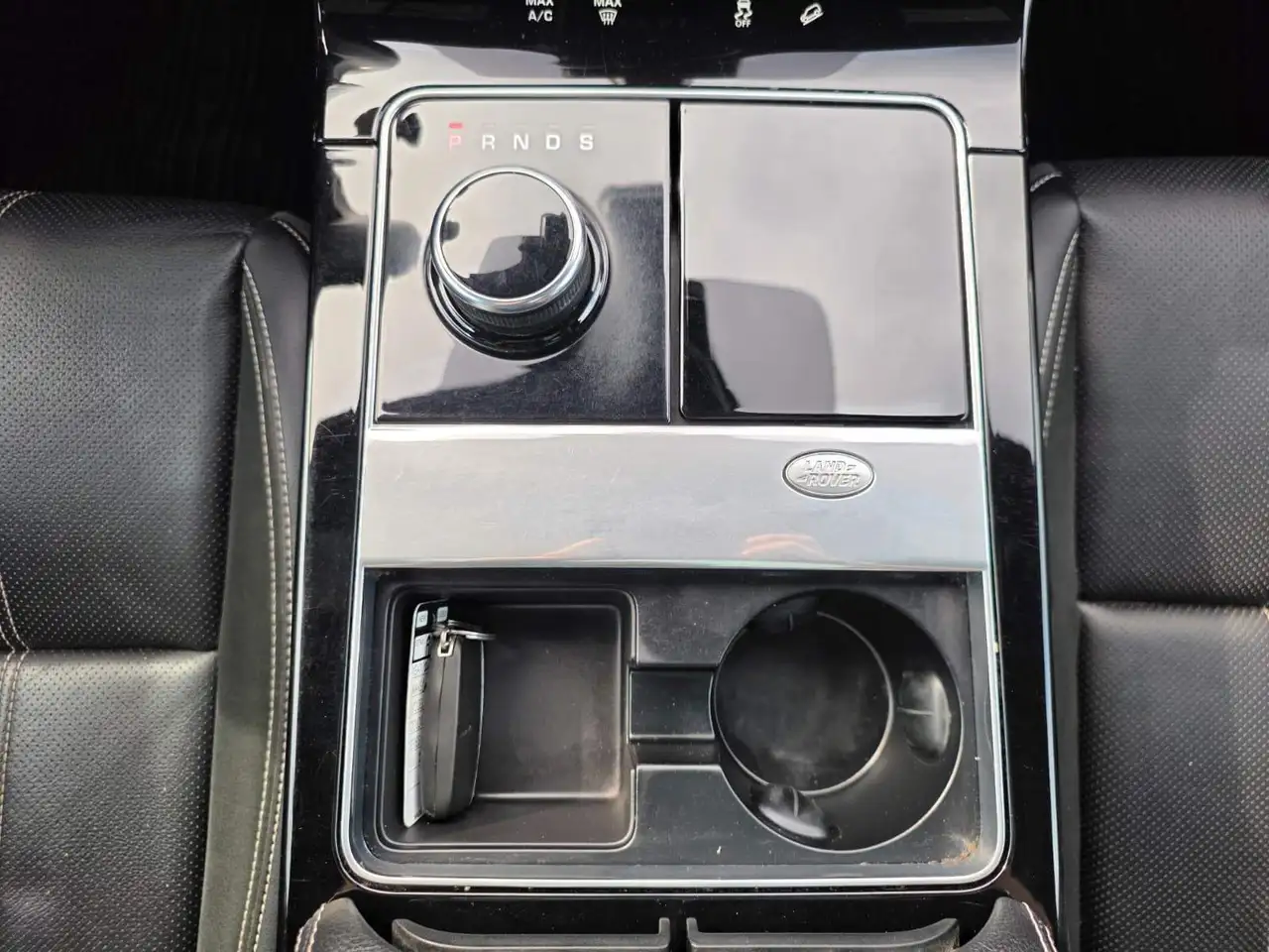 Land Rover Range Rover Velar снимка Land Rover Range Rover Velar