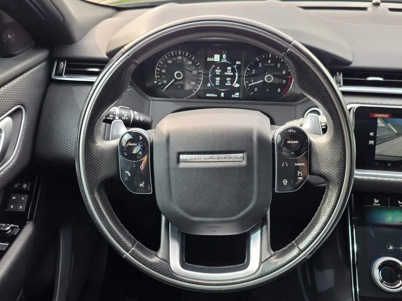 Land Rover Range Rover Velar снимка Land Rover Range Rover Velar