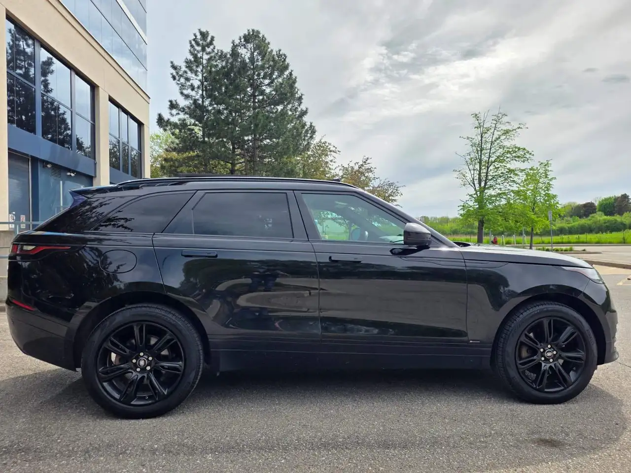 Land Rover Range Rover Velar снимка Land Rover Range Rover Velar