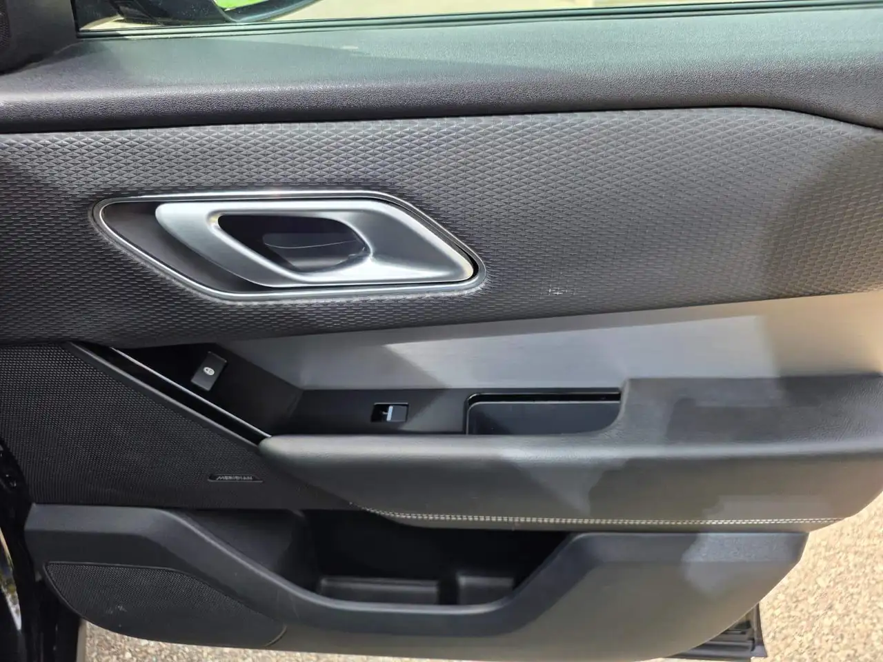 Land Rover Range Rover Velar снимка Land Rover Range Rover Velar