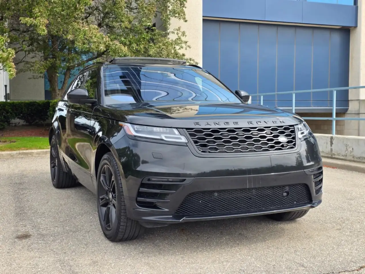 Land Rover Range Rover Velar снимка Land Rover Range Rover Velar