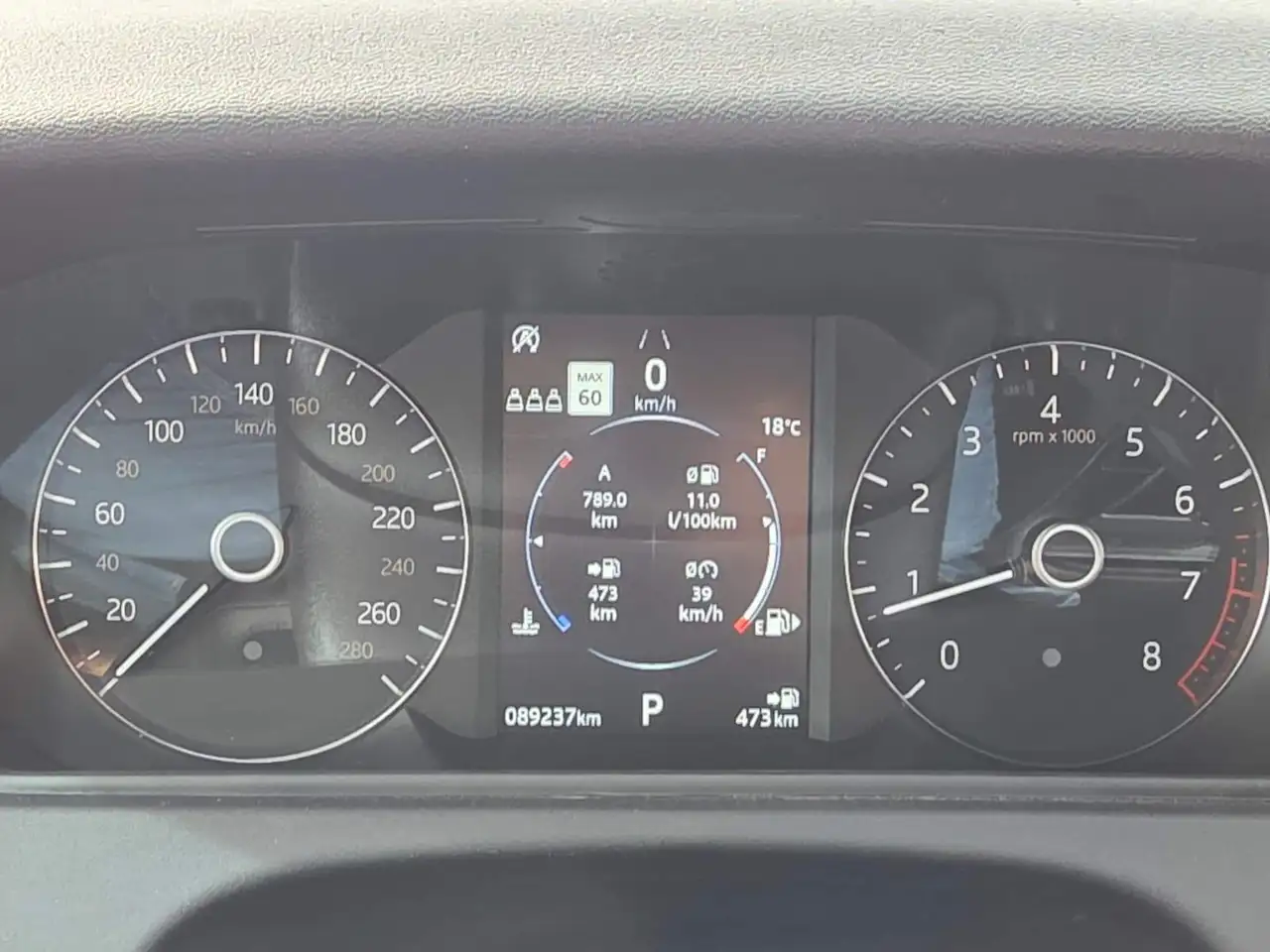 Land Rover Range Rover Velar снимка Land Rover Range Rover Velar