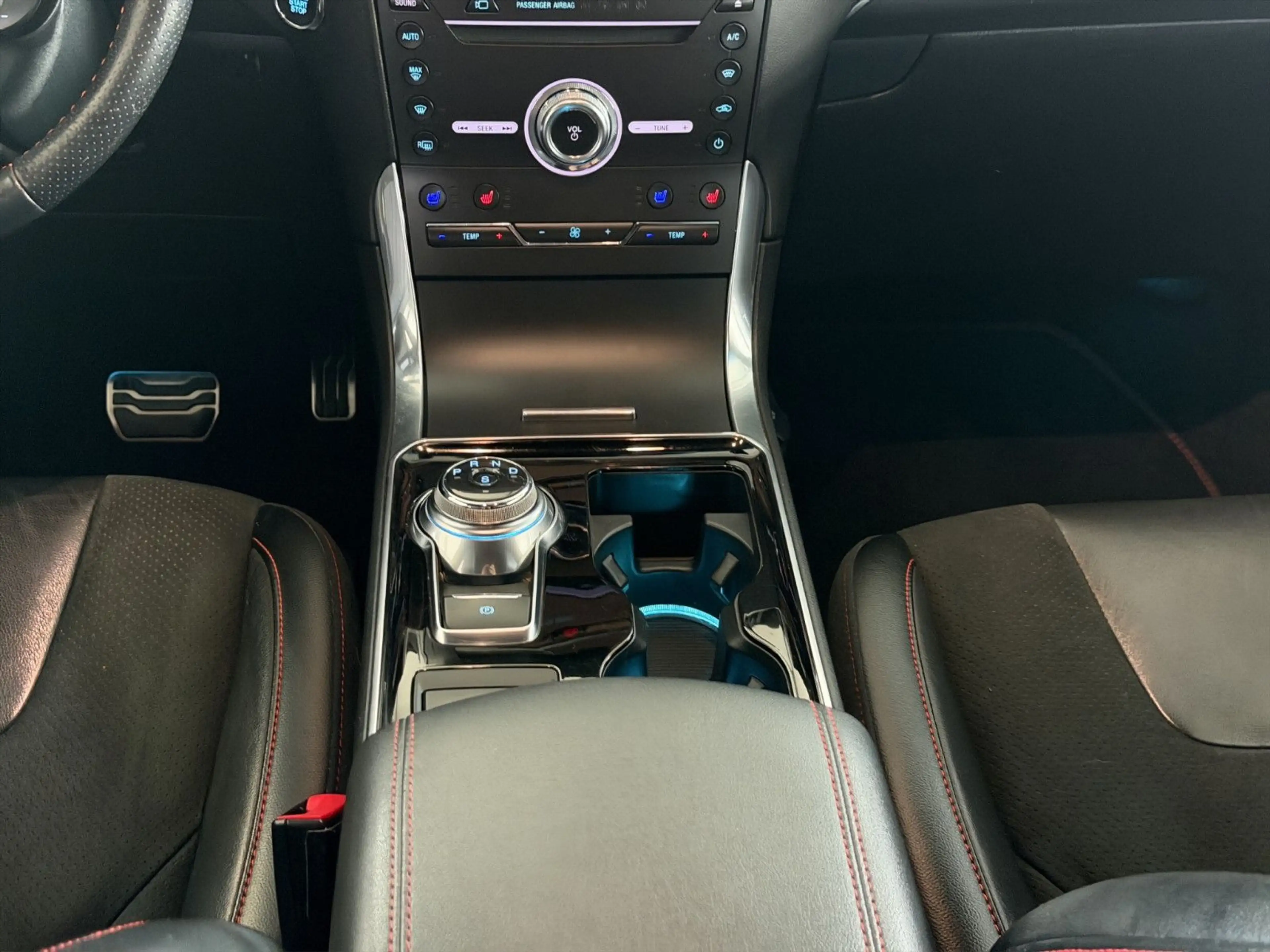 Ford Edge ST-Line 4x4/Pano/B&O/Standhzg/KeyFree/AHK — photo 15